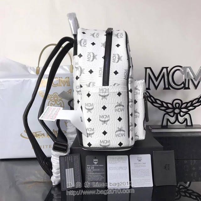 MCM雙肩背包 原單 小號5816 Victory Patch Stark雙肩包 Visetos塗層帆布 多彩貼花裝飾 MCM女後背包  mdmc1138